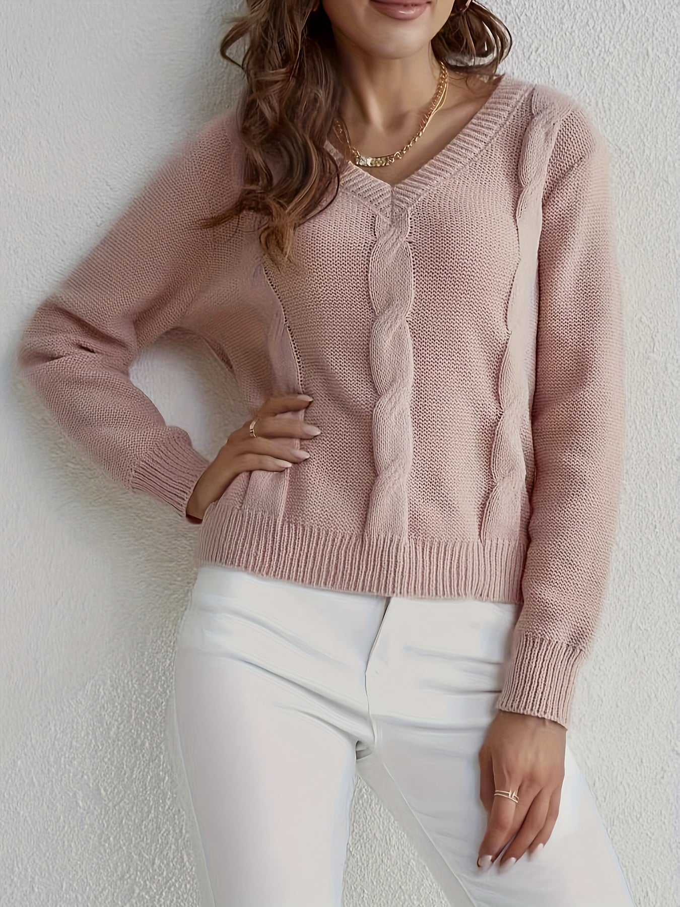 Pull tricoté avec col en V