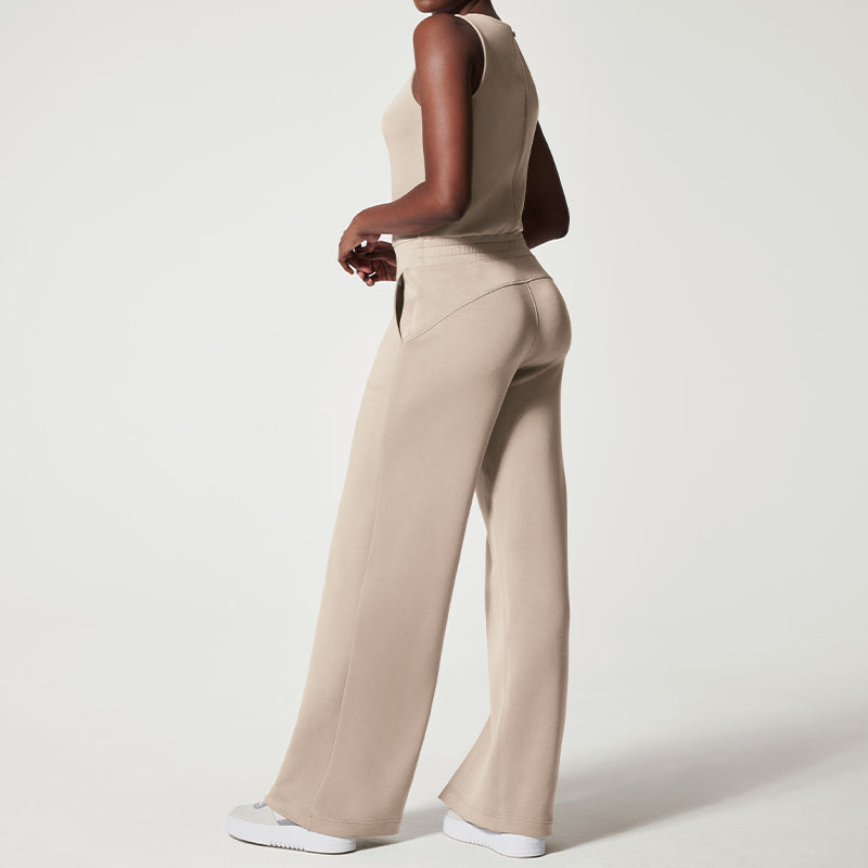 Combinaison élégante et confortable