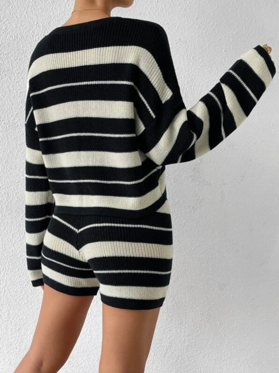 Pull et short rayés pour femme
