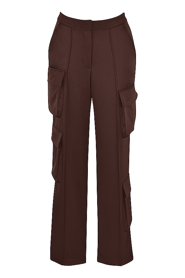 Corset long en satin chocolat avec pantalon cargo