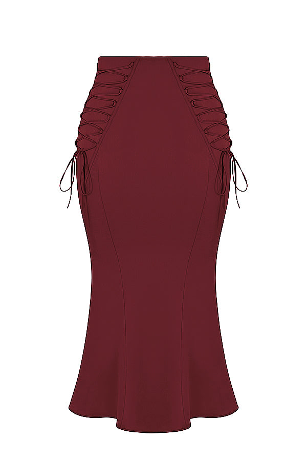 Corset en satin avec jupe midi à lacets
