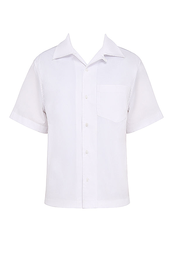 Chemise oversize blanche avec pantalon coupe décontractée