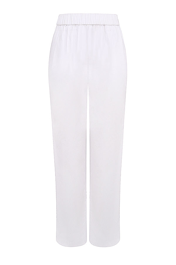 Chemise oversize blanche avec pantalon coupe décontractée