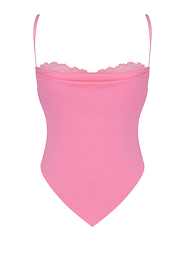 Haut rose français avec ourlet mouchoir et mini-jupe flottante
