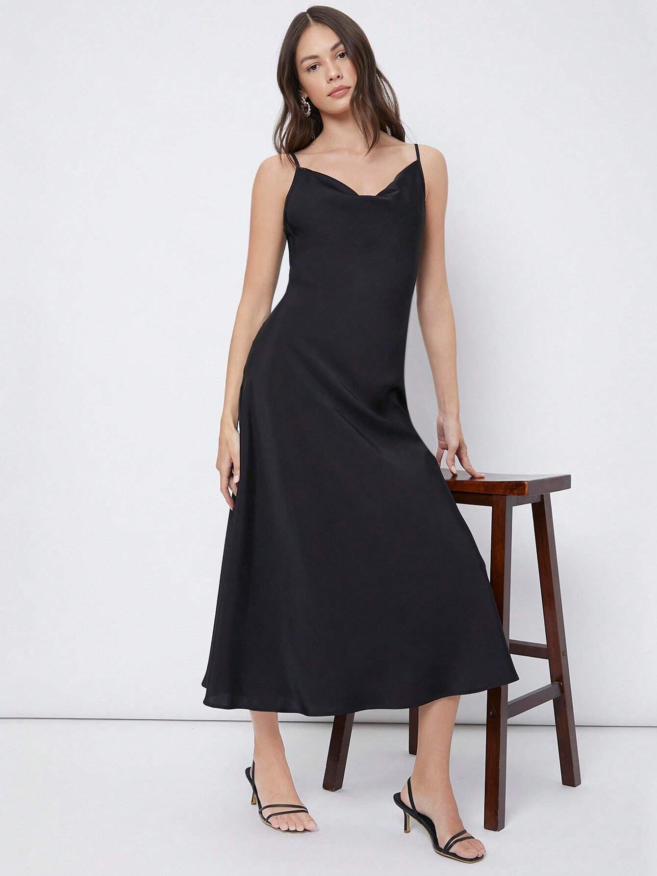 Robe longue décontractée en satin