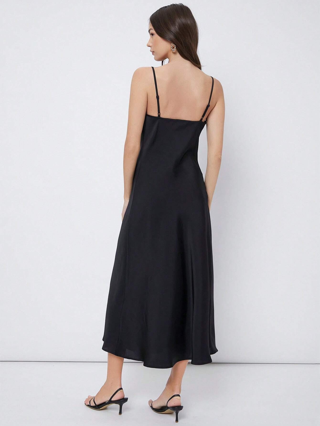 Robe longue décontractée en satin