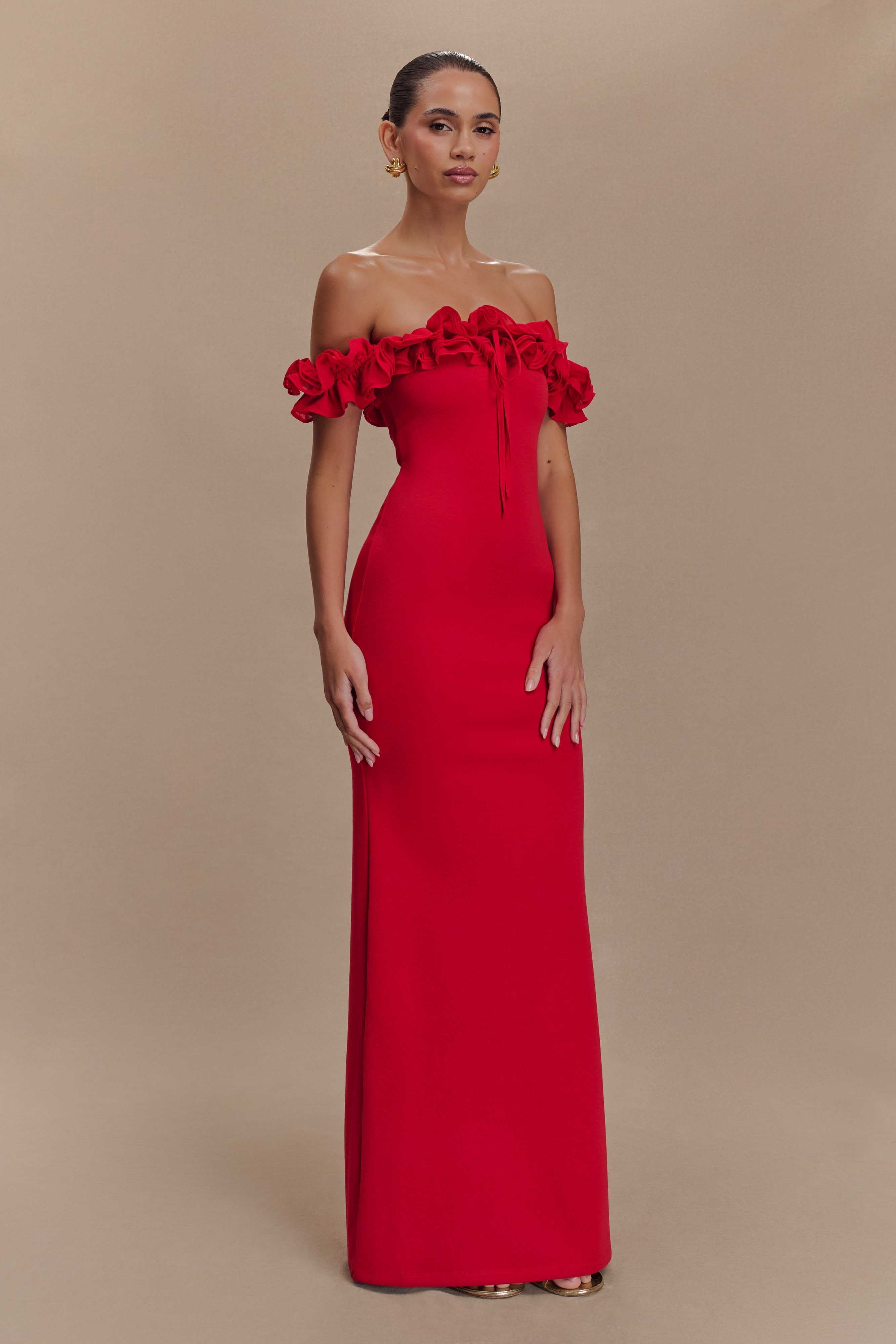 Robe Longue Rouge à Volants et Epaules Dénudées