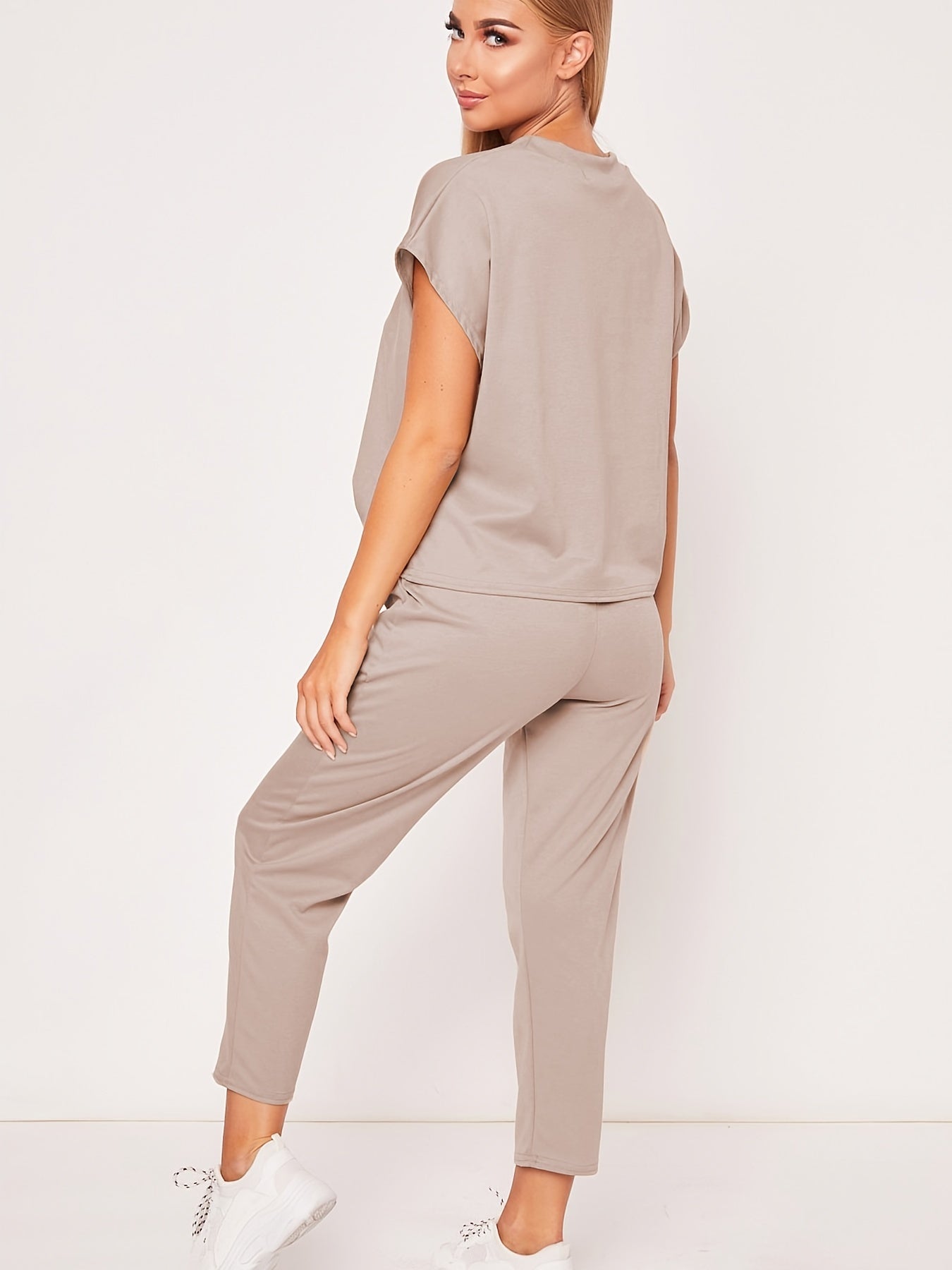 Haut et pantalon décontractés à manches courtes pour femmes