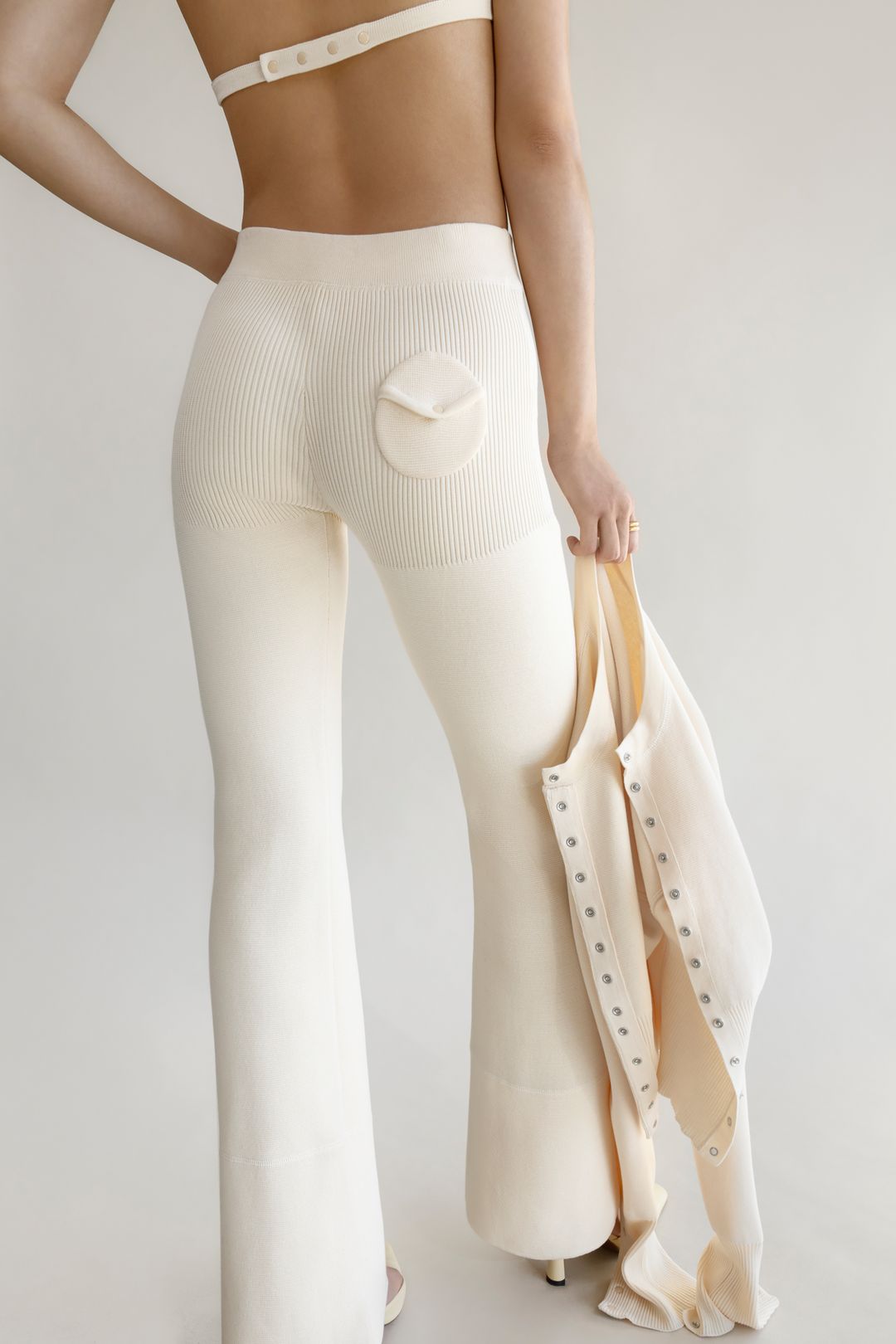 Ensemble gilet et pantalon blanc
