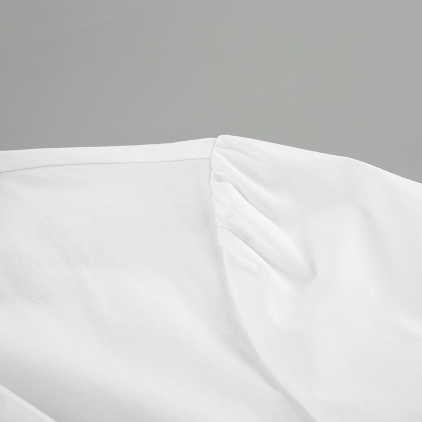 Chemise blanche avec noeud