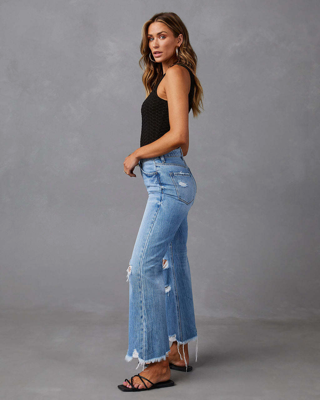 Jean taille haute avec trous pour femme