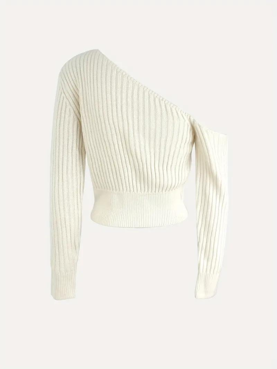 pull en maille côtelée à encolure asymétrique