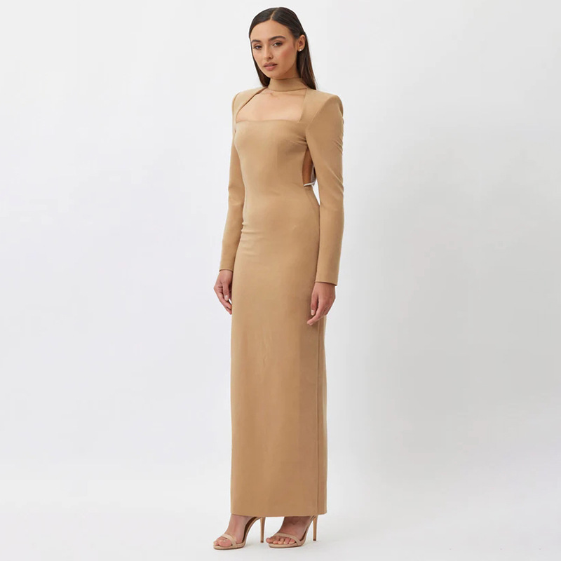 Robe longue sans fente, manches longues et strass