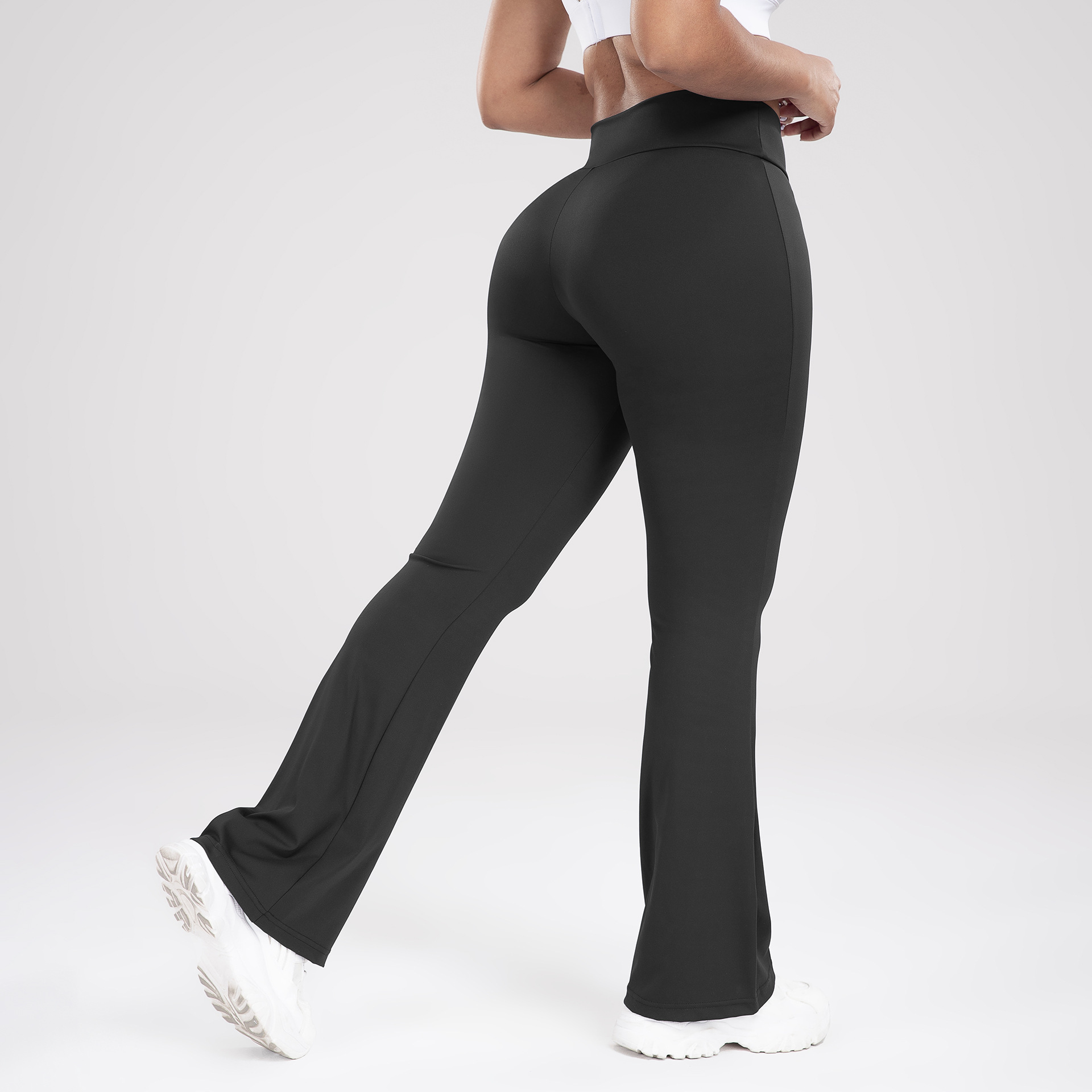 Pantalon de sport bootcut avec large ceinture