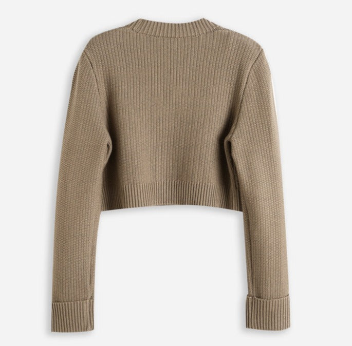 Ensemble cardigan tricoté composé d'un haut cardigan et d'une jupe