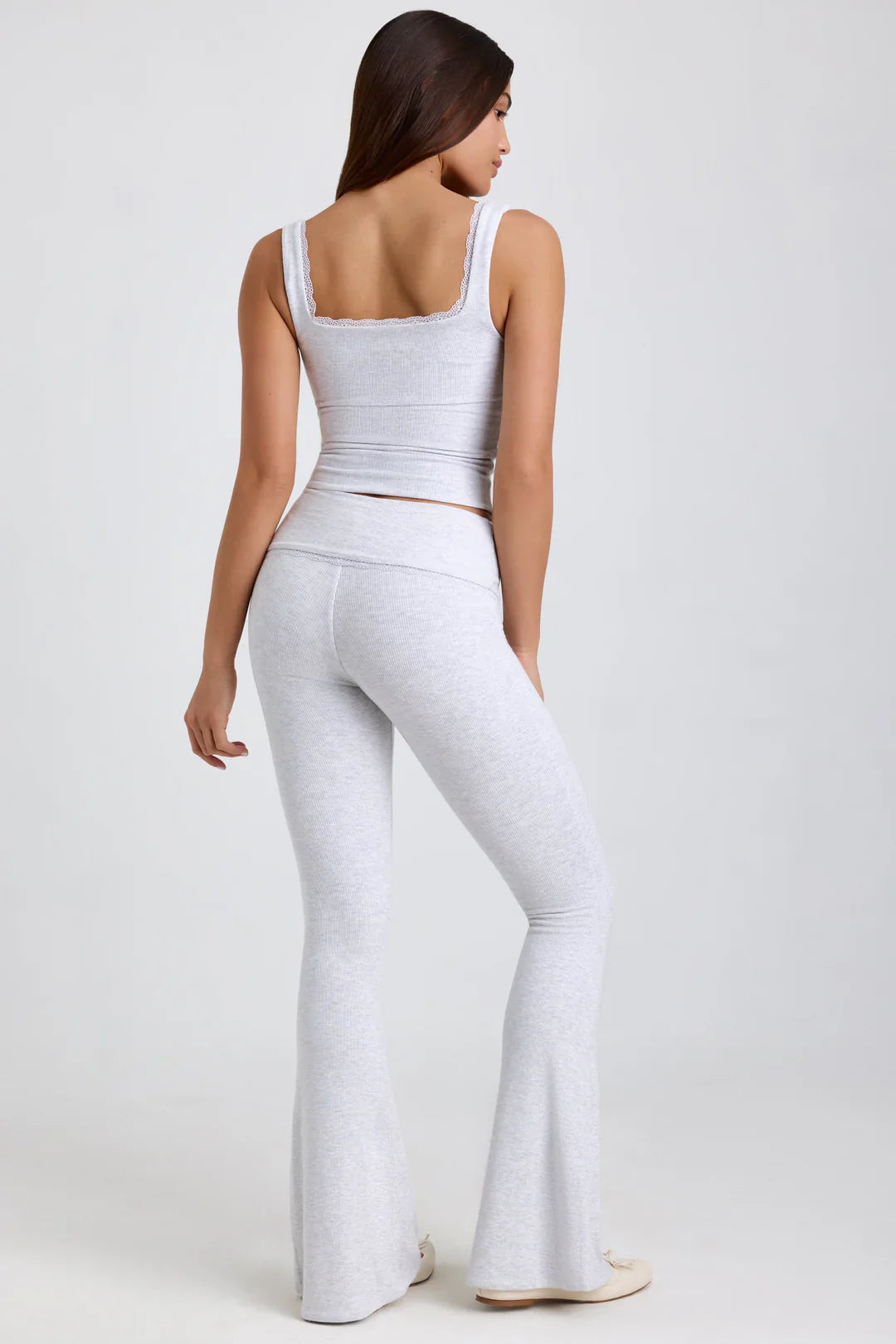 Haut et pantalon évasés taille mi-haute en modal côtelé