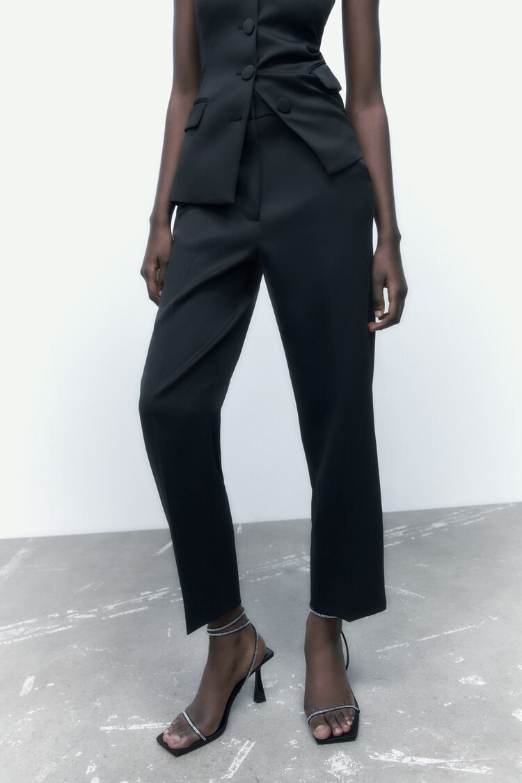 Tailleur pantalon et haut corset taille haute classique