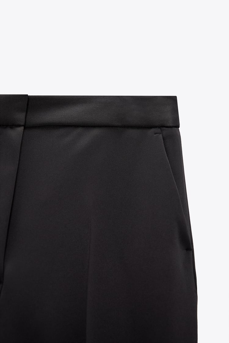 Tailleur pantalon et haut corset taille haute classique