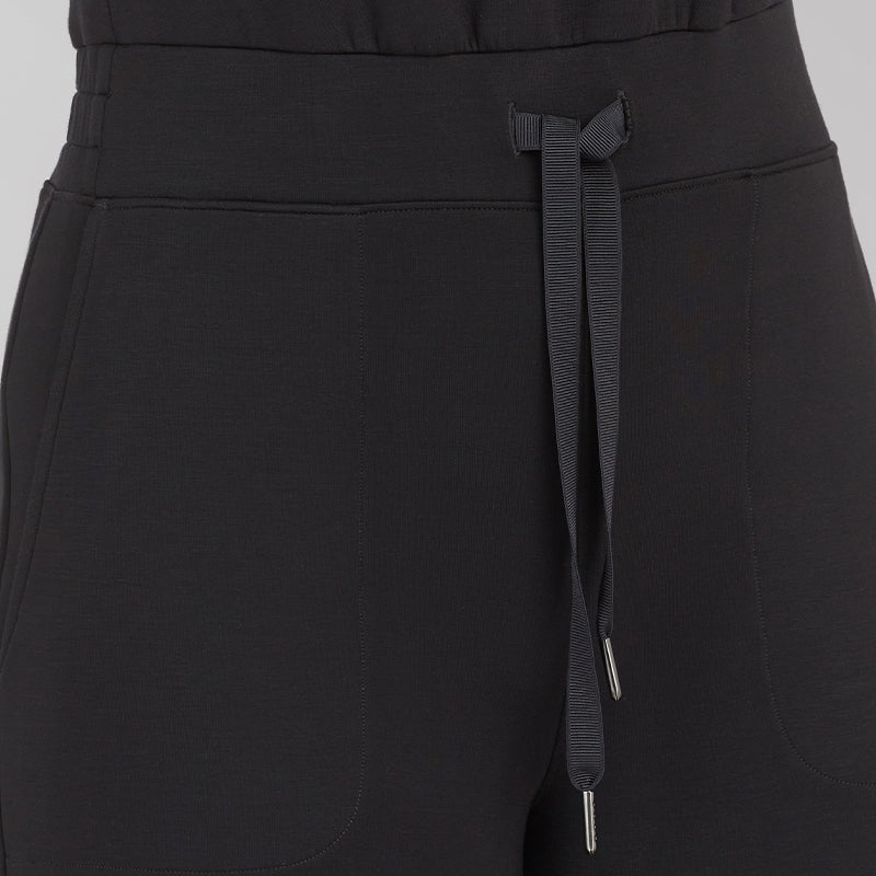 Combinaison élégante et confortable
