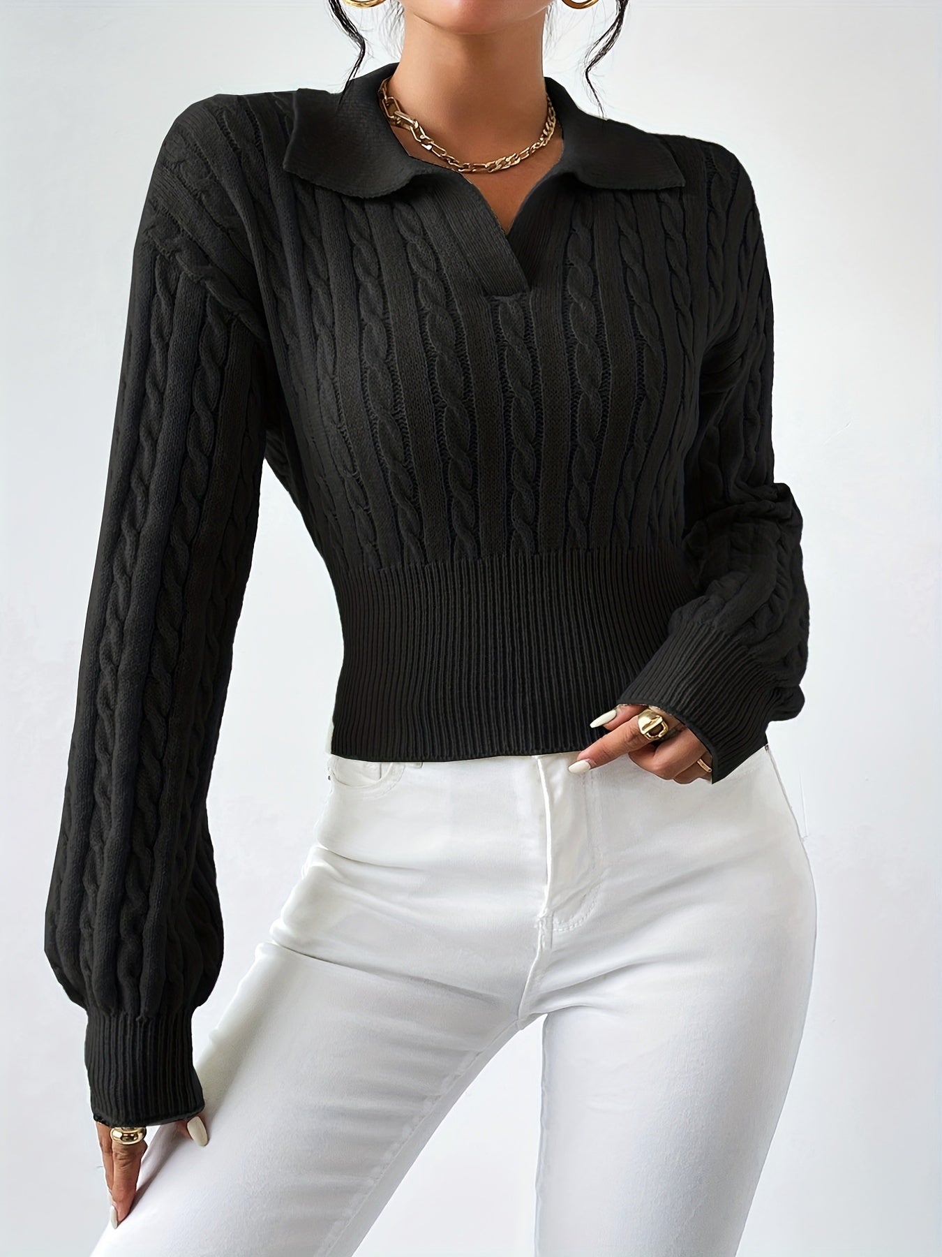 Pull en maille à col V structuré torsadé
