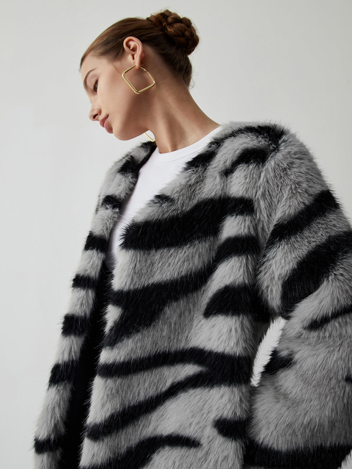 Pull duveteux gris