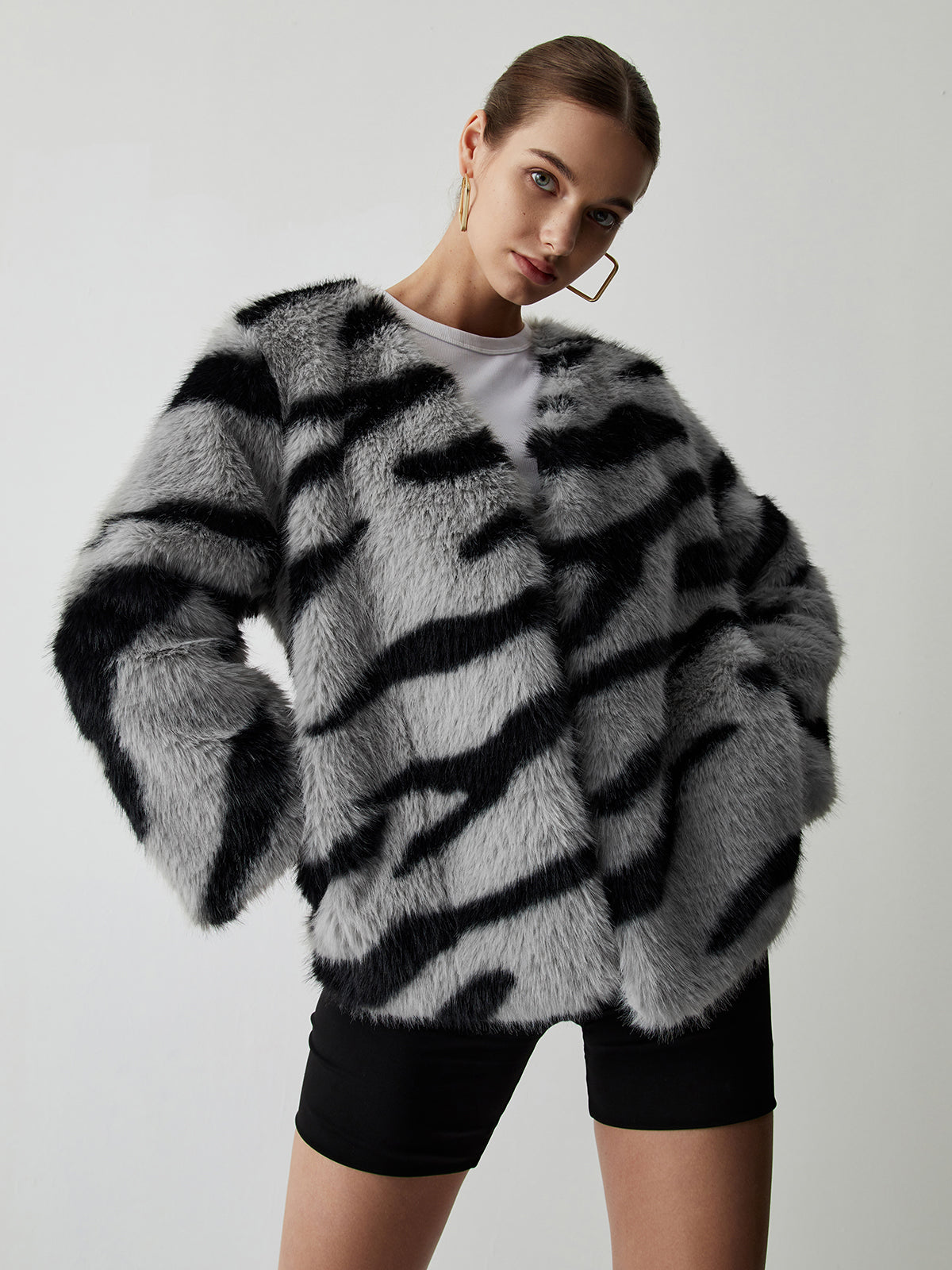 Pull duveteux gris