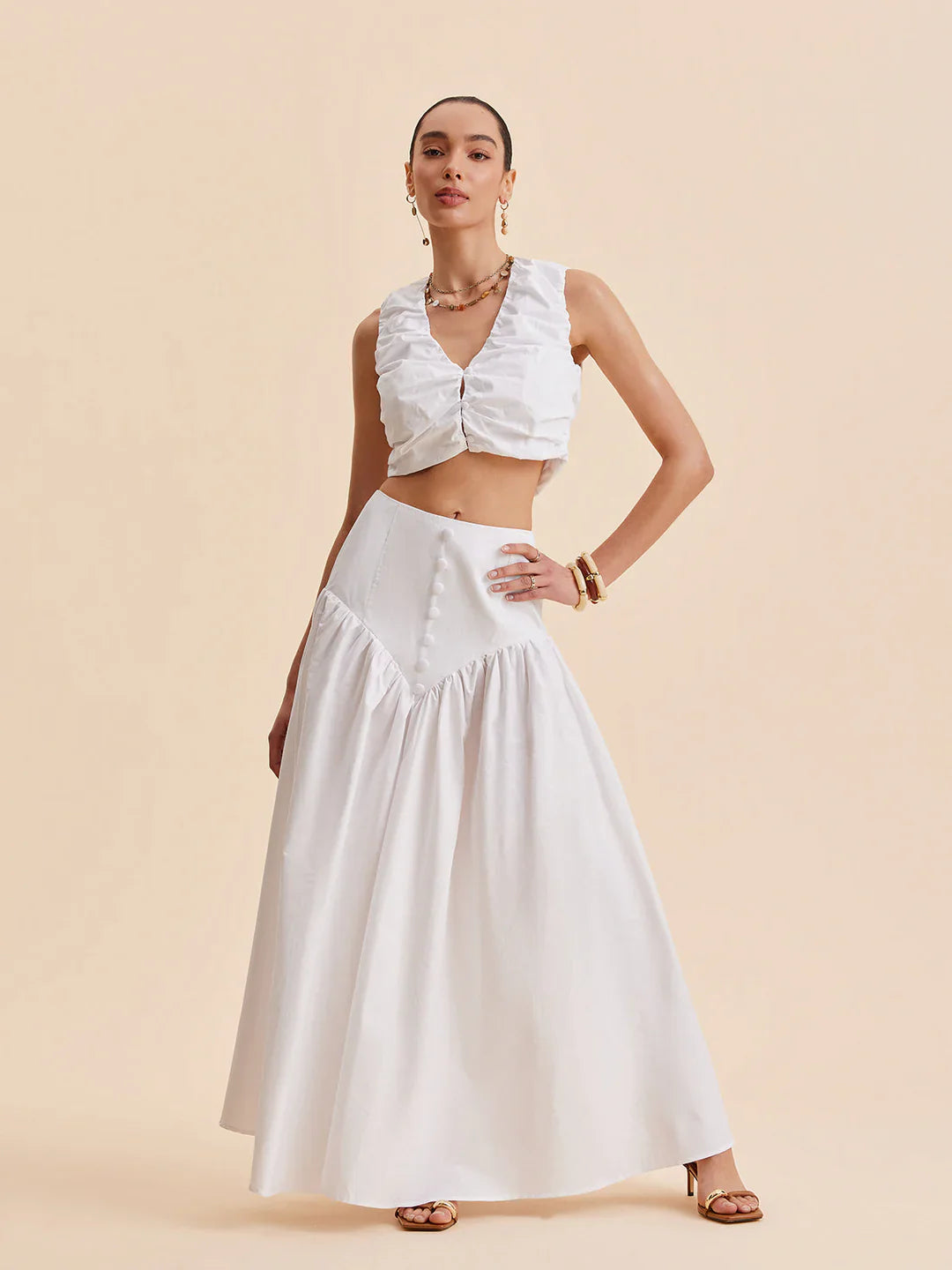 Ensemble Haut Court Plissé Chic et Jupe Boutonnée Chic