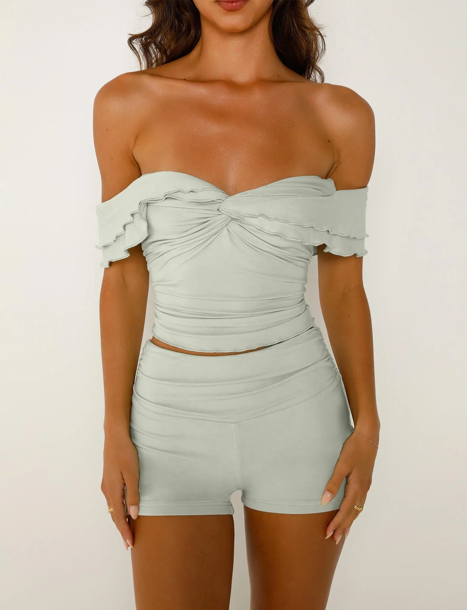 Top vert torsadé texturé avec short