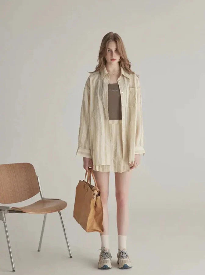 Tailleur chemise et jupe à rayures