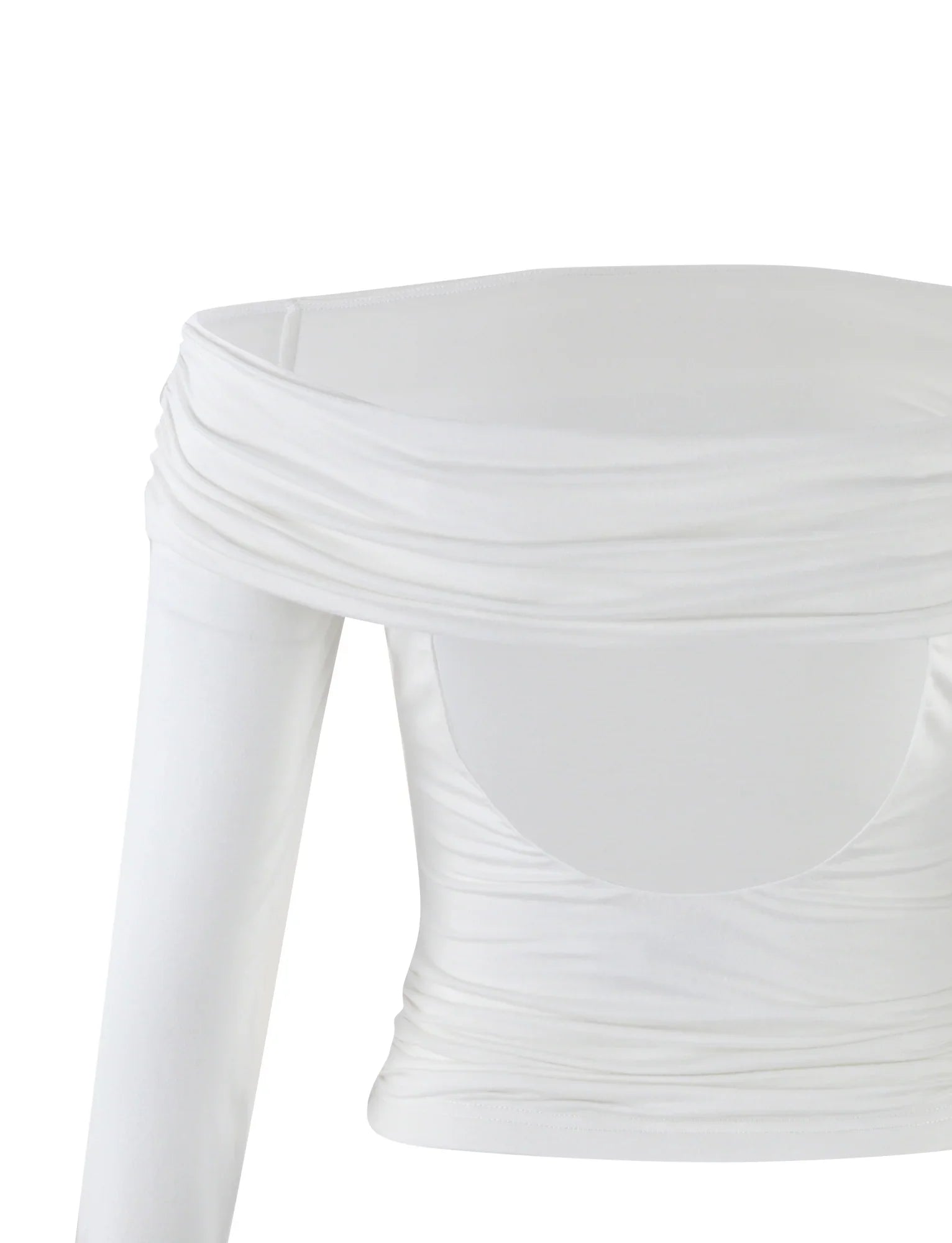 Décolleté dos chic ou haut à épaules
