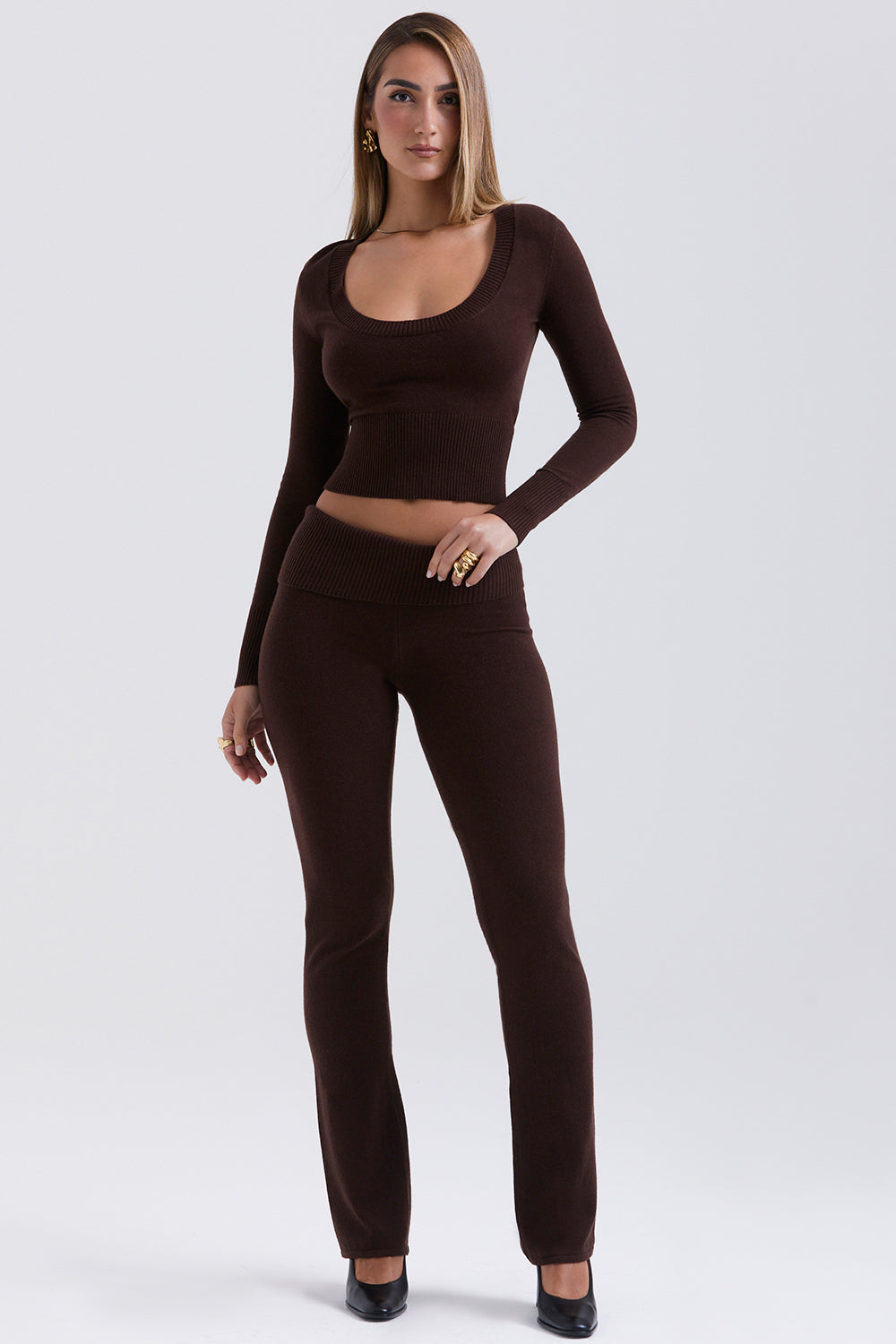 Top col rond et pantalon en cachemire mélangé chocolat