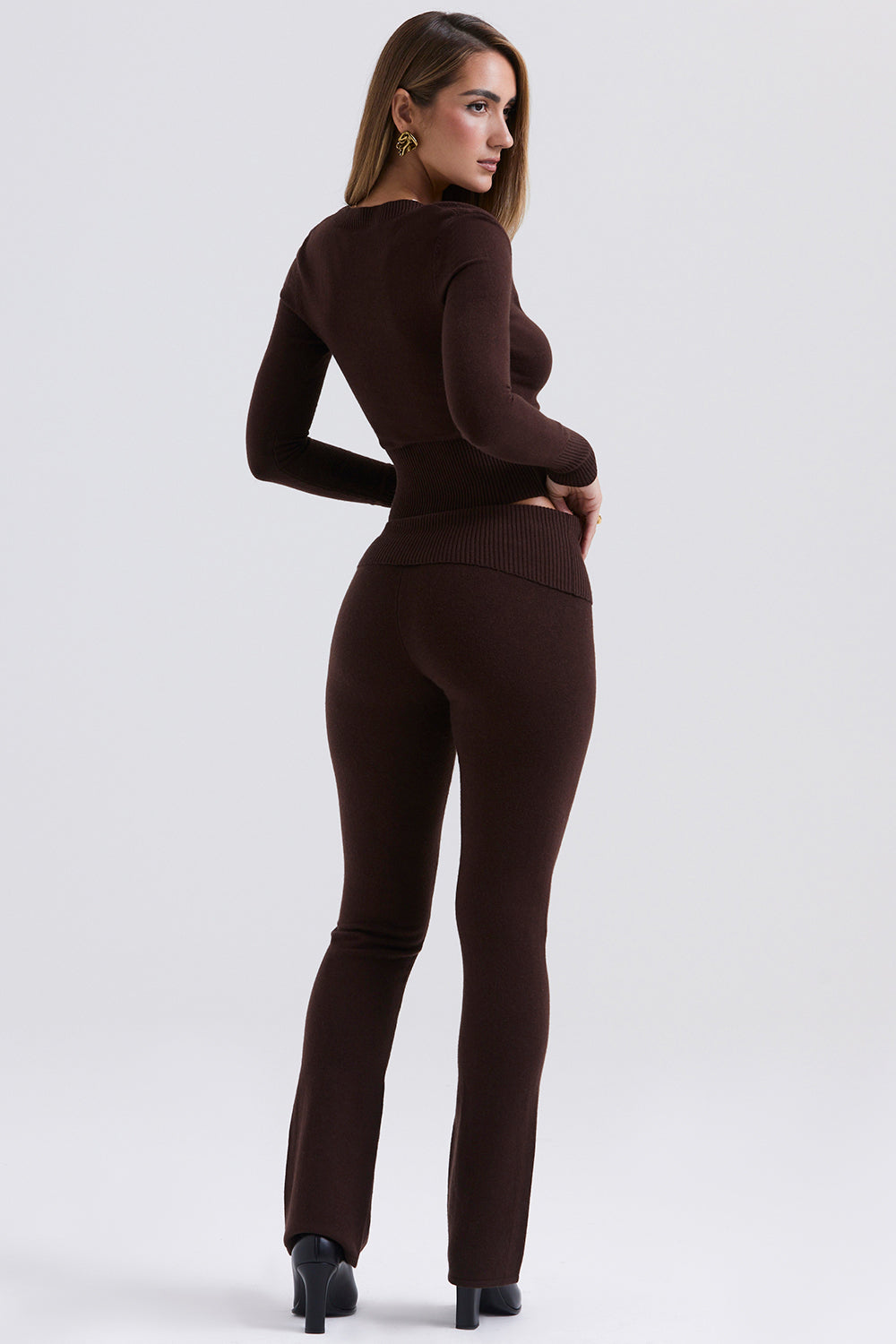 Top col rond et pantalon en cachemire mélangé chocolat
