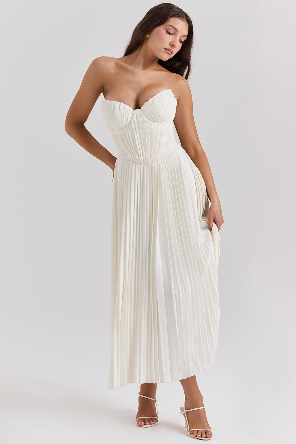 Robe longue plissée ivoire