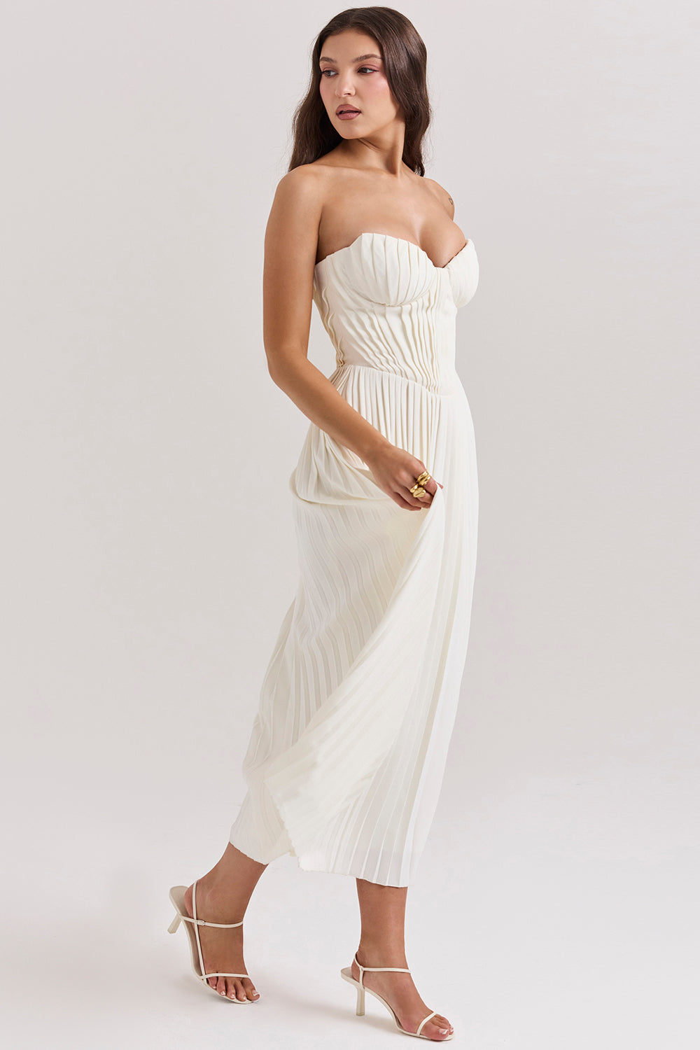 Robe longue plissée ivoire