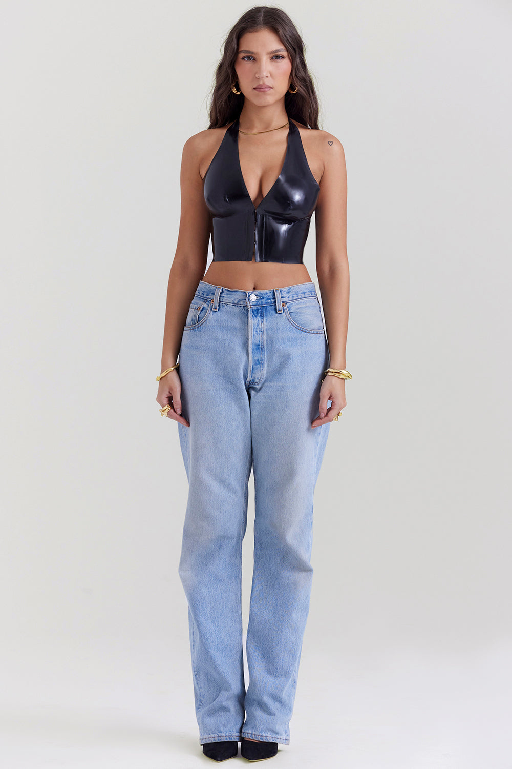 Haut dos nu en latex noir