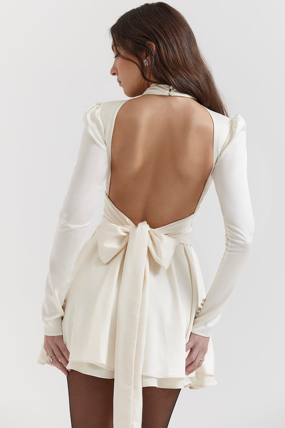 Mini-robe ivoire avec nàud