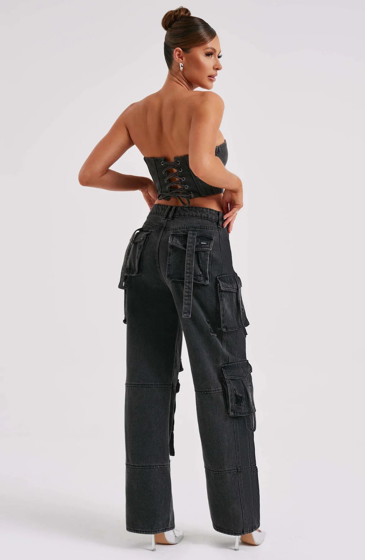 Ensemble corset en jean et pantalon cargo
