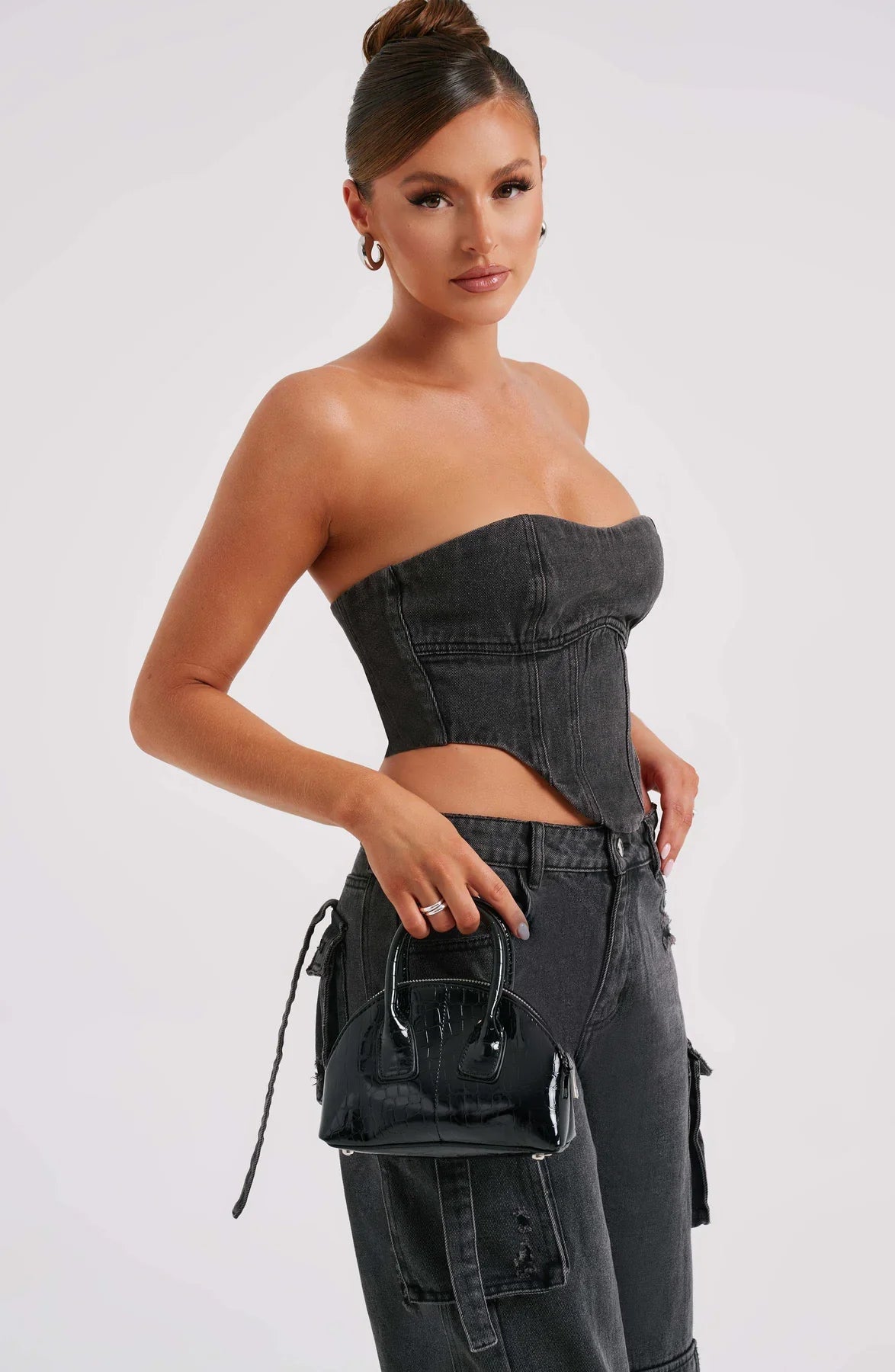 Ensemble corset en jean et pantalon cargo