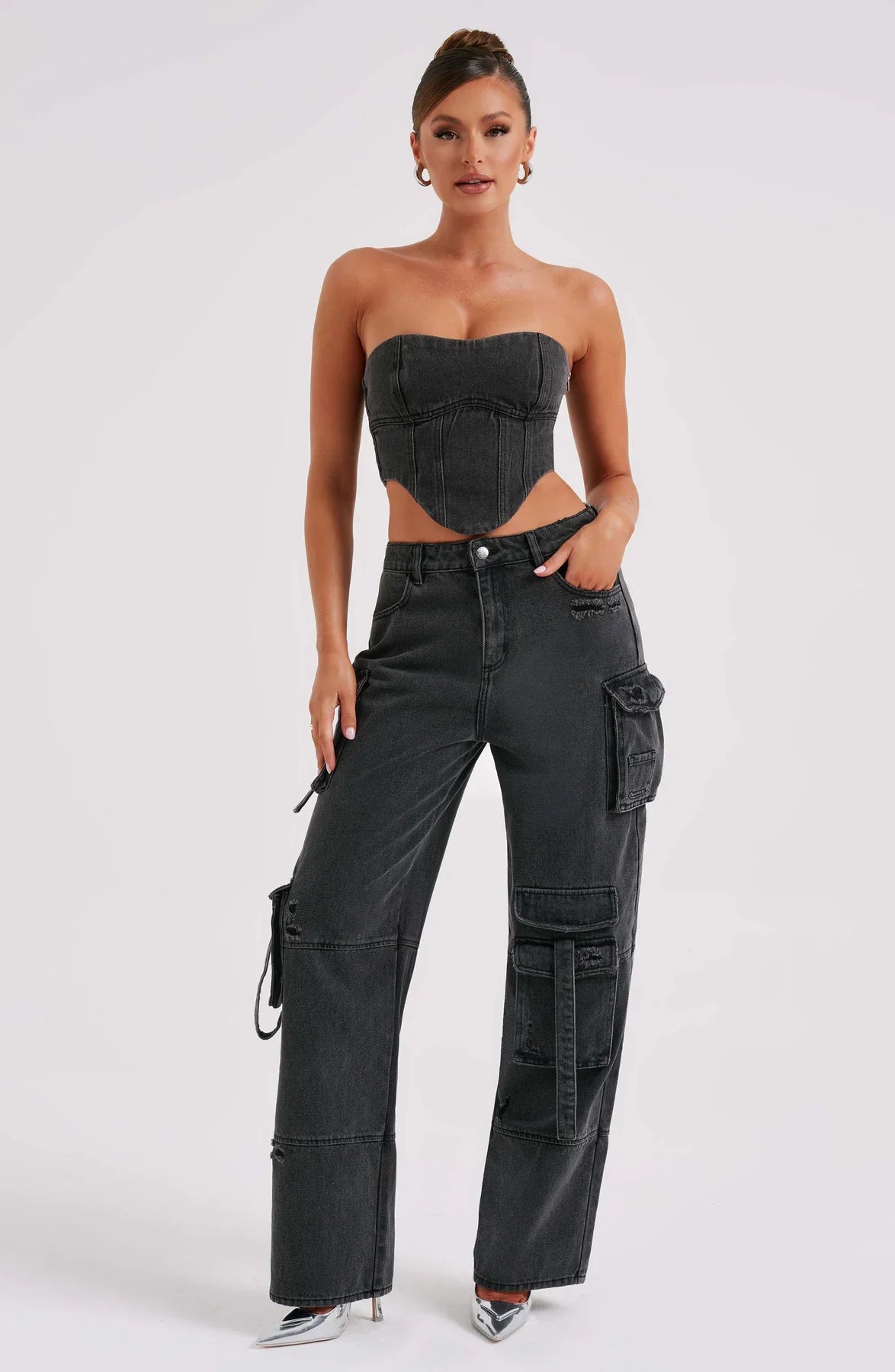 Ensemble corset en jean et pantalon cargo