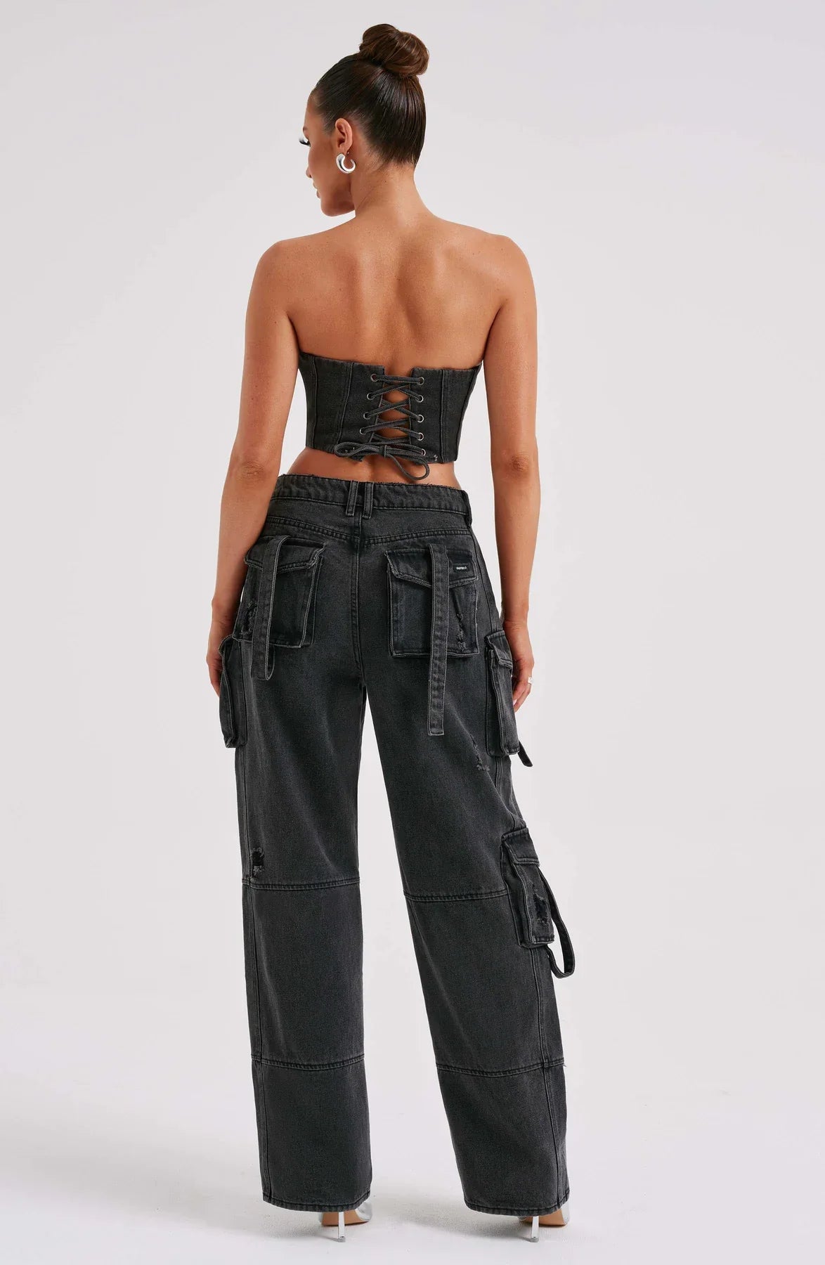Ensemble corset en jean et pantalon cargo