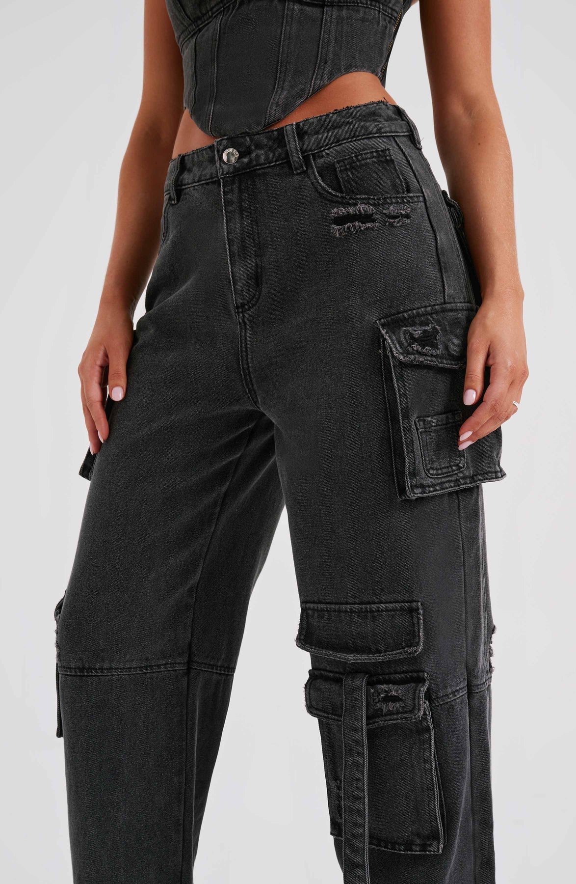 Ensemble corset en jean et pantalon cargo