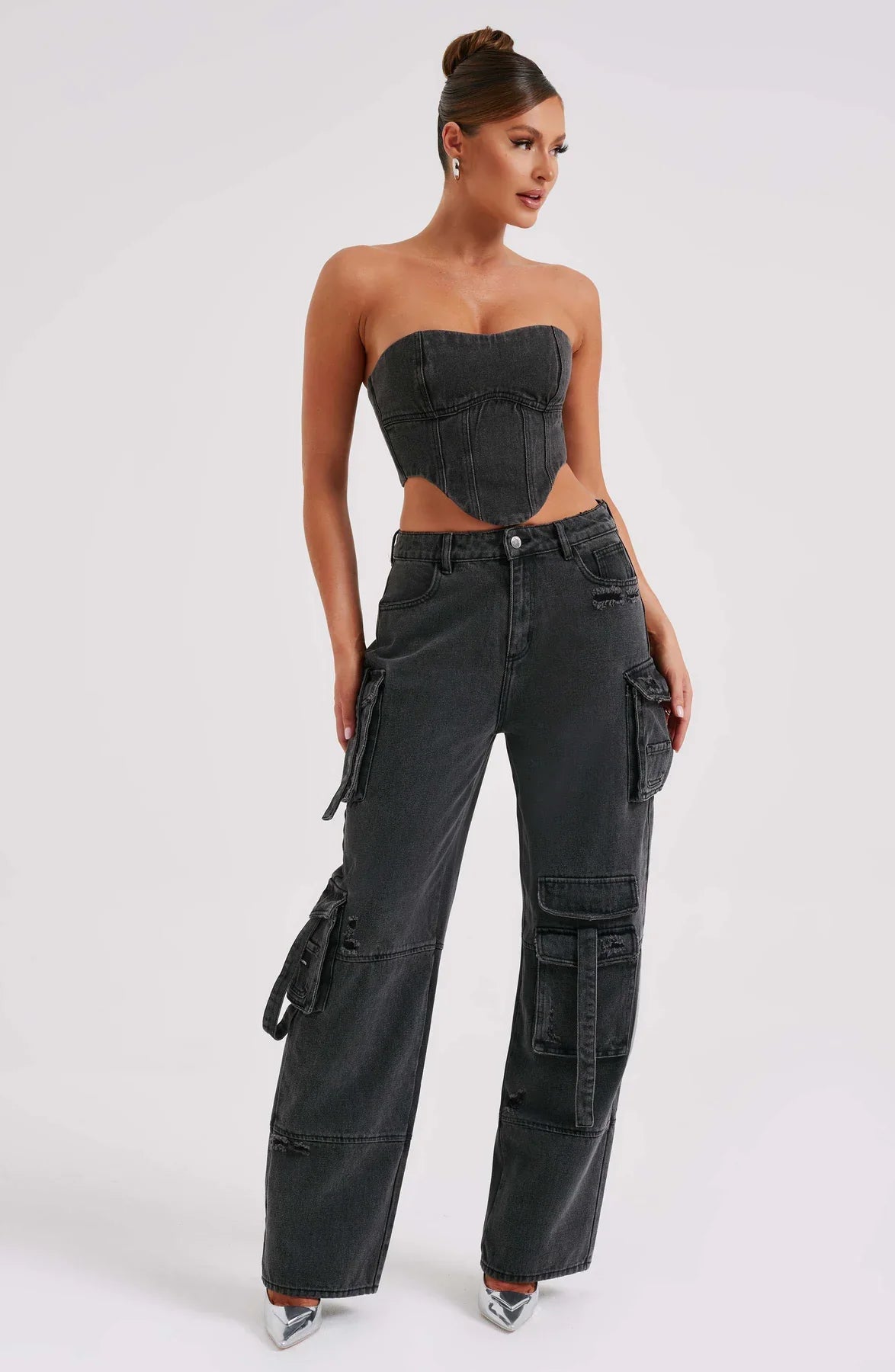 Ensemble corset en jean et pantalon cargo