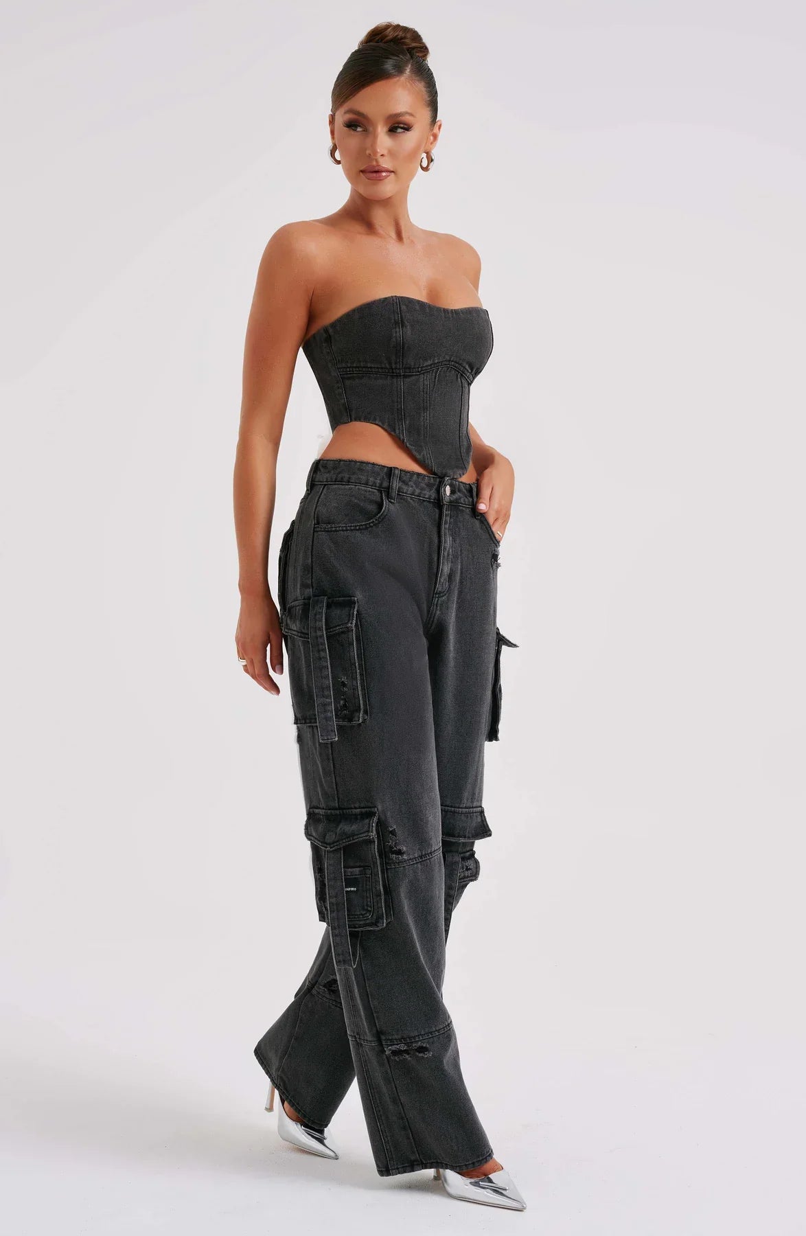 Ensemble corset en jean et pantalon cargo