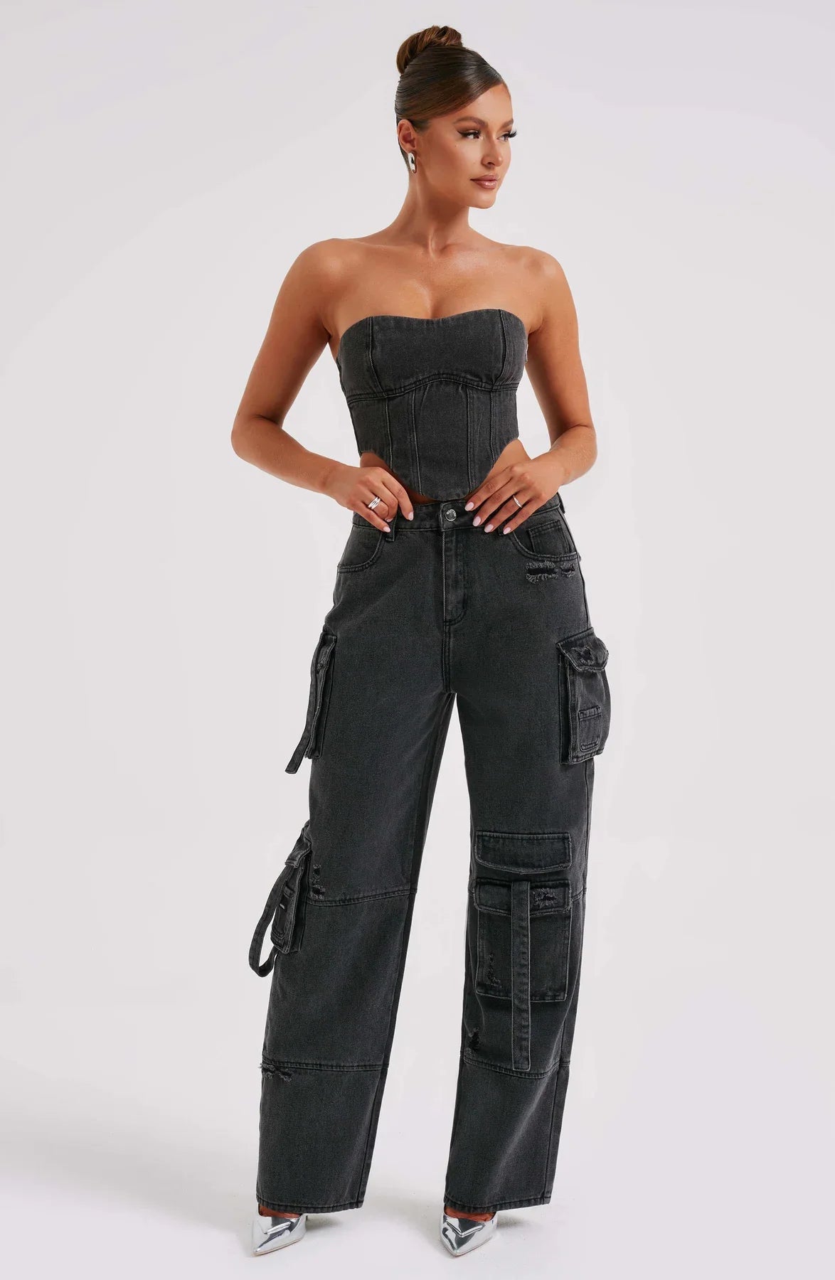 Ensemble corset en jean et pantalon cargo