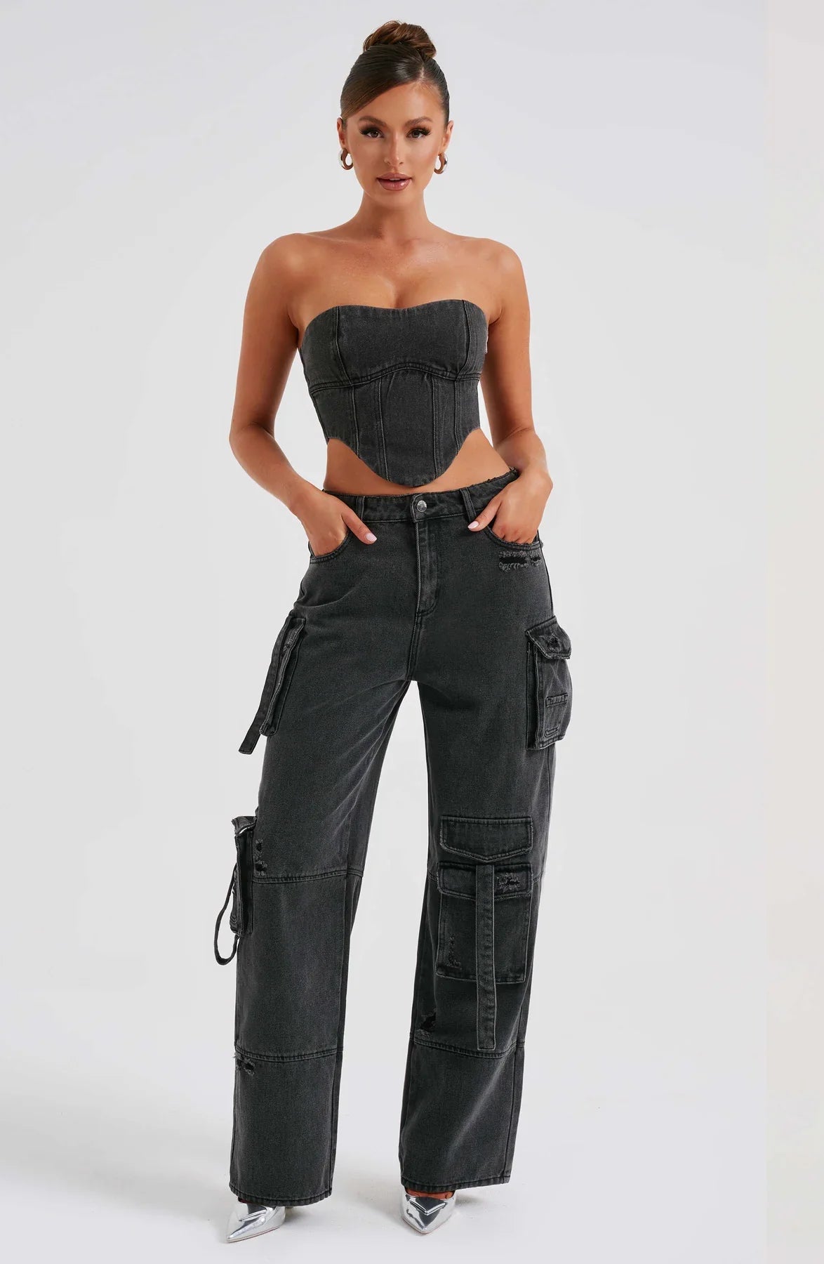 Ensemble corset en jean et pantalon cargo