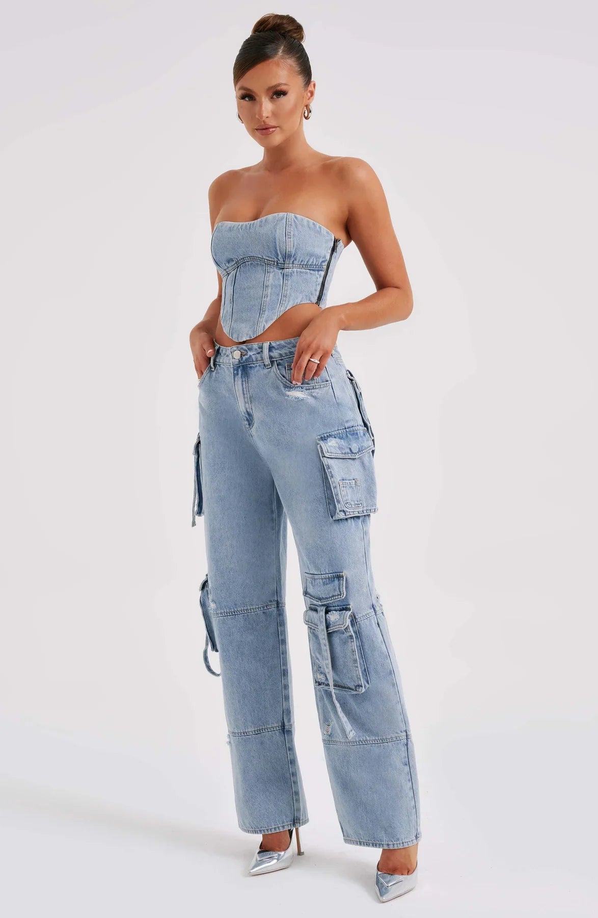 Ensemble corset en jean et pantalon cargo