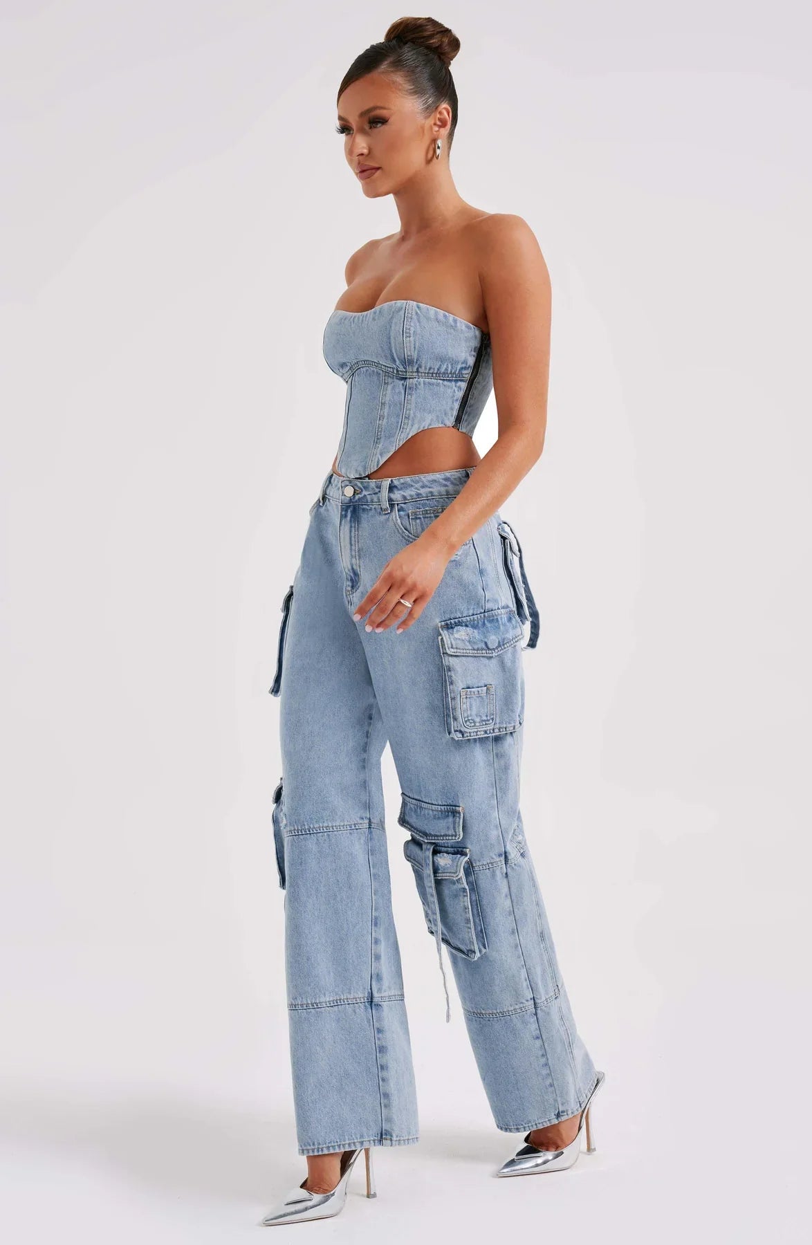 Ensemble corset en jean et pantalon cargo