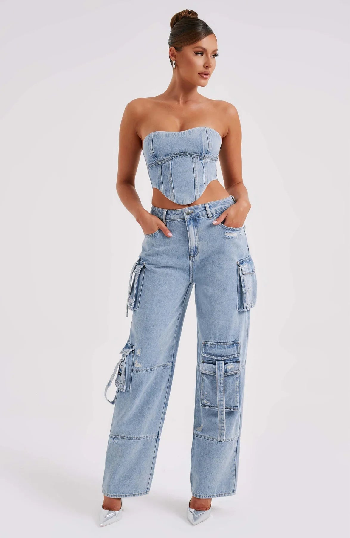 Ensemble corset en jean et pantalon cargo