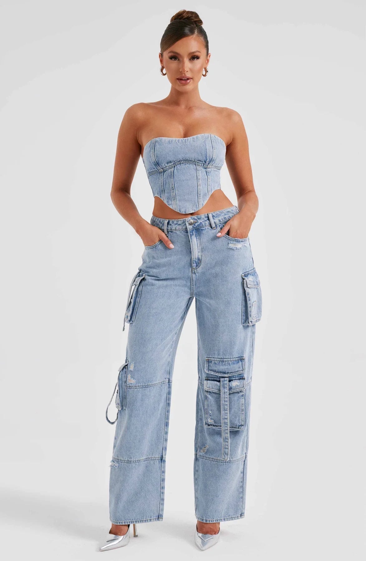 Ensemble corset en jean et pantalon cargo