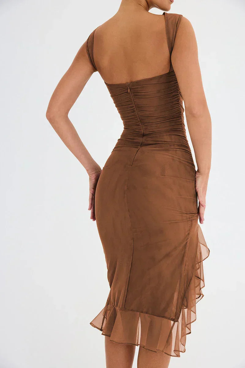 Robe mi-longue à fronces irrégulières